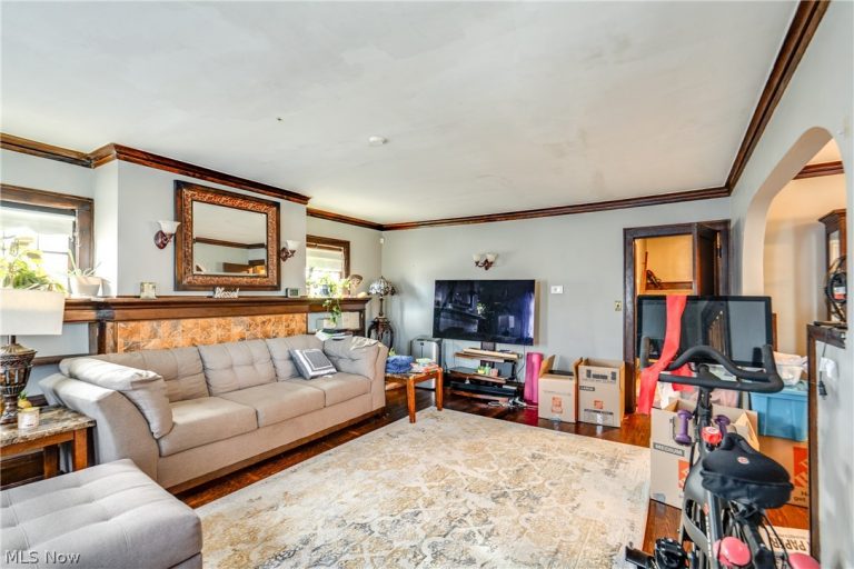 21840 Miller Avenue, Euclid, OH - Photo 4