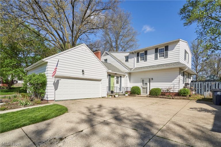 351 Keith Avenue, Akron, OH - Photo 2