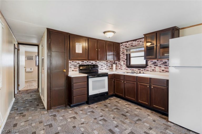 3354 Hilton Street #33, Massillon, OH - Photo 5