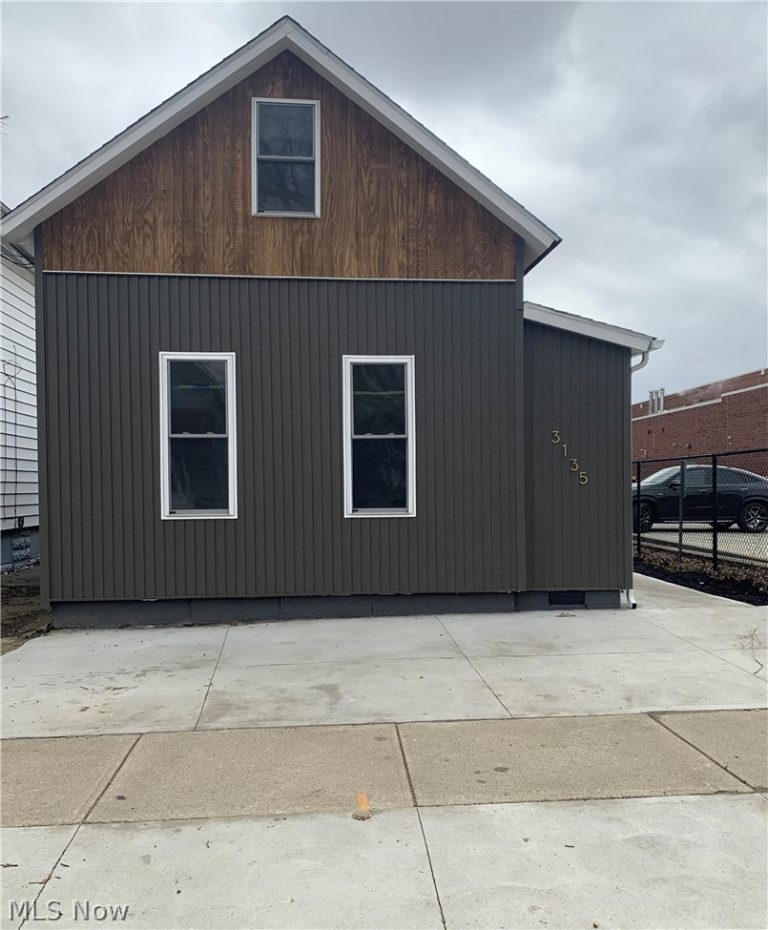 3135 46th Street, Cleveland, OH, 44102