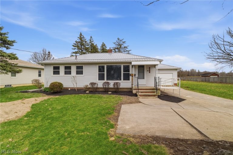 8420 Avon Belden Road, North Ridgeville, OH - Photo 2