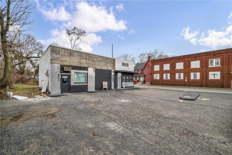 8400-8402 Cedar Avenue, Cleveland, OH - Photo 5