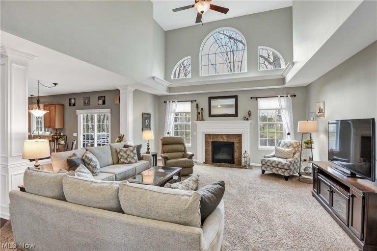 170 Centennial Drive, Avon Lake, OH - Photo 2