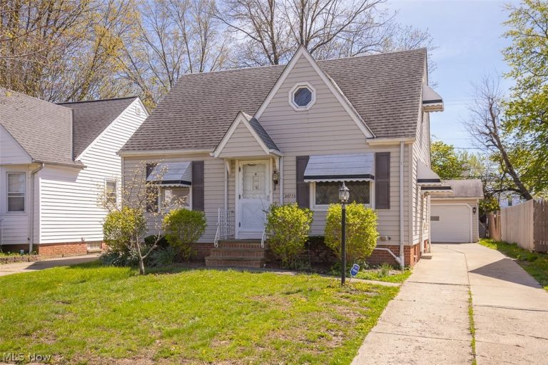 20770 Morris Avenue, Euclid, OH - Photo 2