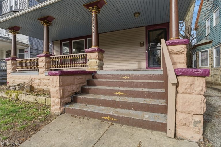 2182 80th Street, Cleveland, OH - Photo 6