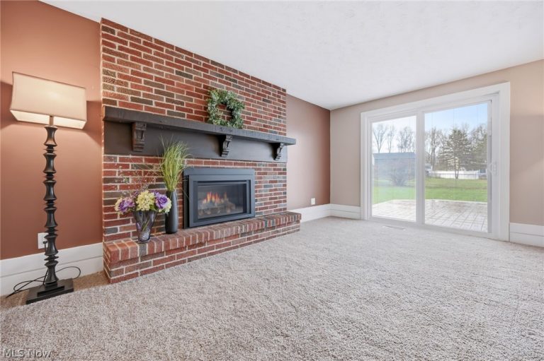 8984 Sherwood Drive, Warren, OH - Photo 5