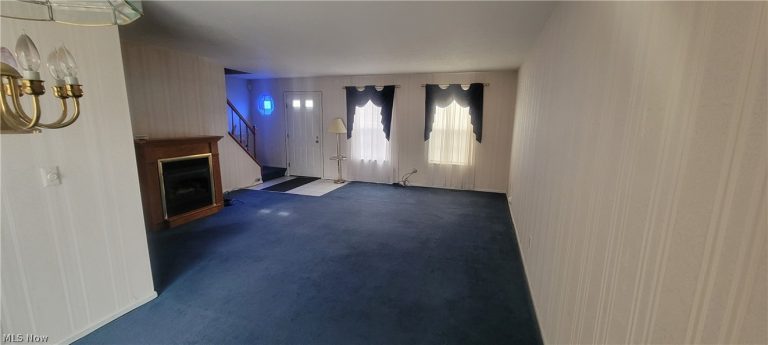 115 Bayberry Lane, Bedford, OH - Photo 3