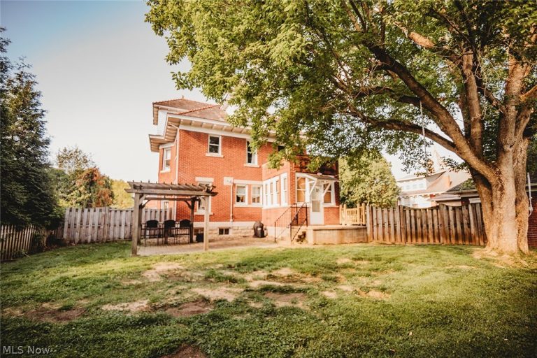 1225 Washington Avenue, Parkersburg, WV - Photo 5