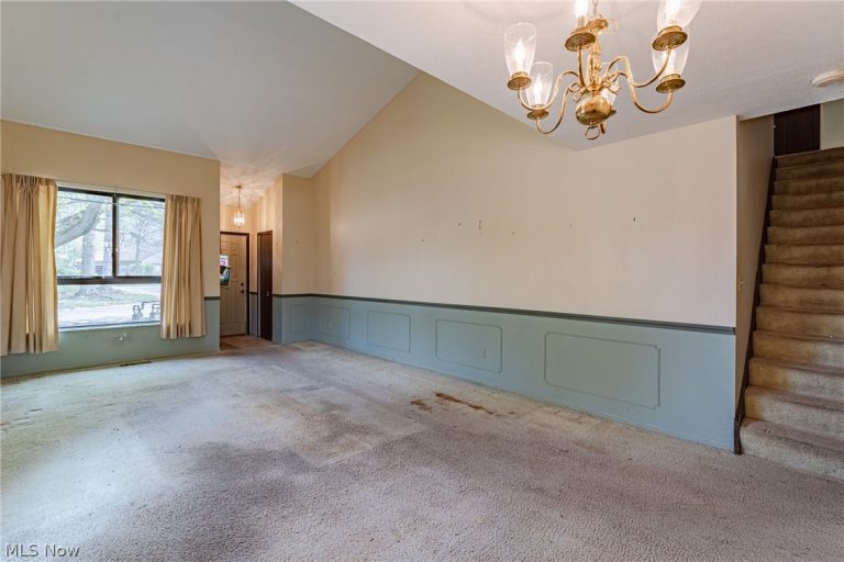 9668 Abbeyshire Way, Mentor, OH - Photo 4