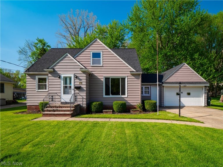 23790 Elm Road, North Olmsted, OH, 44070