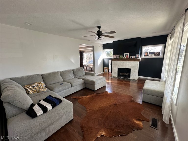 6123 Fairdale Drive, Cambridge, OH - Photo 8