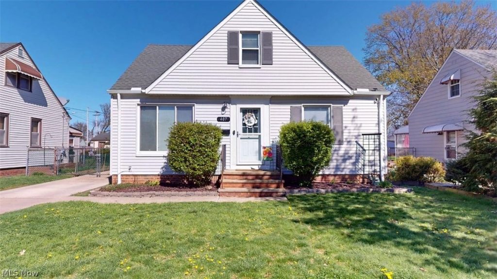 407 Maplewood Drive, Willowick, OH
