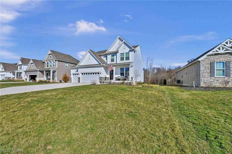 180 Country Meadow Lane, Wadsworth, OH - Photo 3