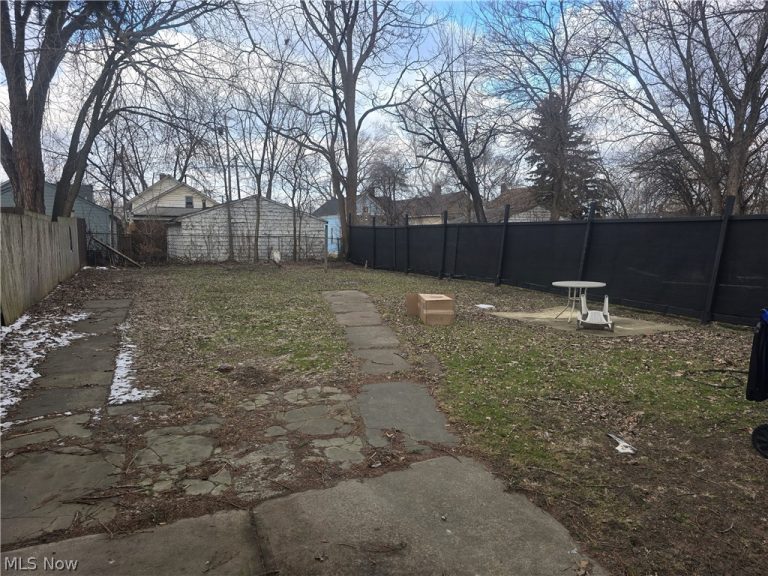 3674 52nd Street, Cleveland, OH - Photo 2