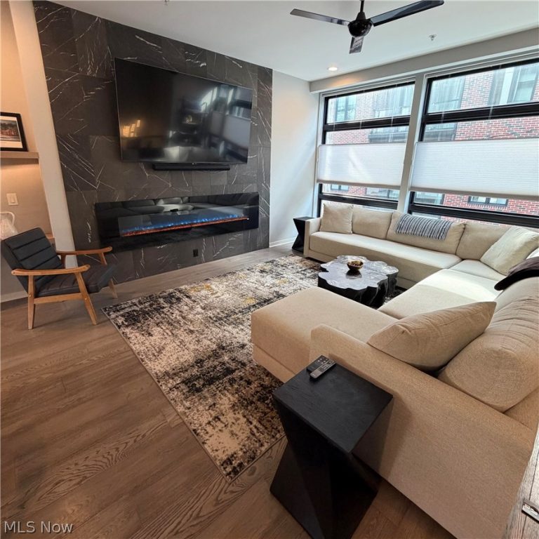 3110 Vine Court, Cleveland, OH - Photo 5