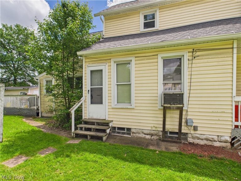 665 Kling Street, Akron, OH - Photo 3