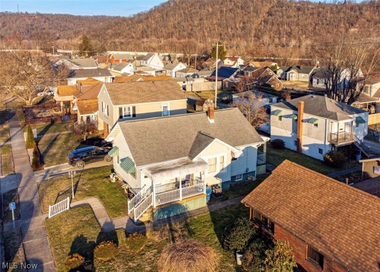 3892 Highland Avenue, Shadyside, OH - Photo 2