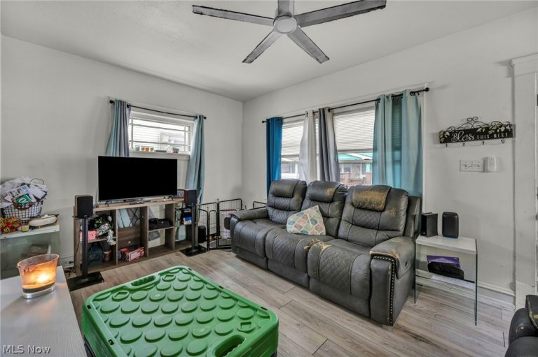 3432 91st Street, Cleveland, OH - Photo 6