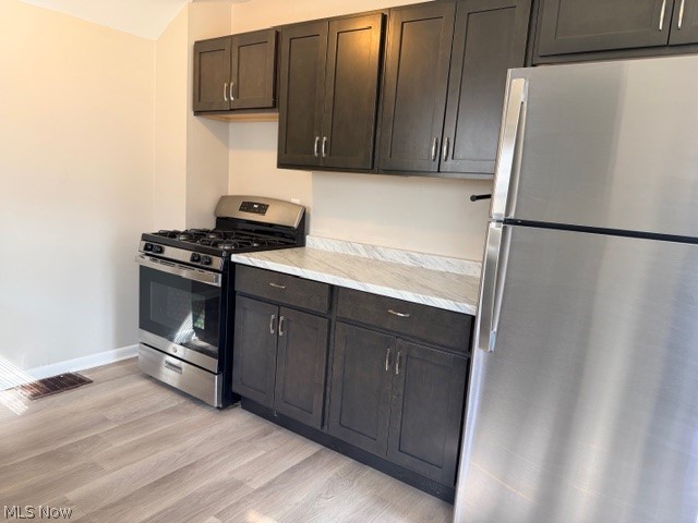 208 Barder Avenue, Akron, OH - Photo 6