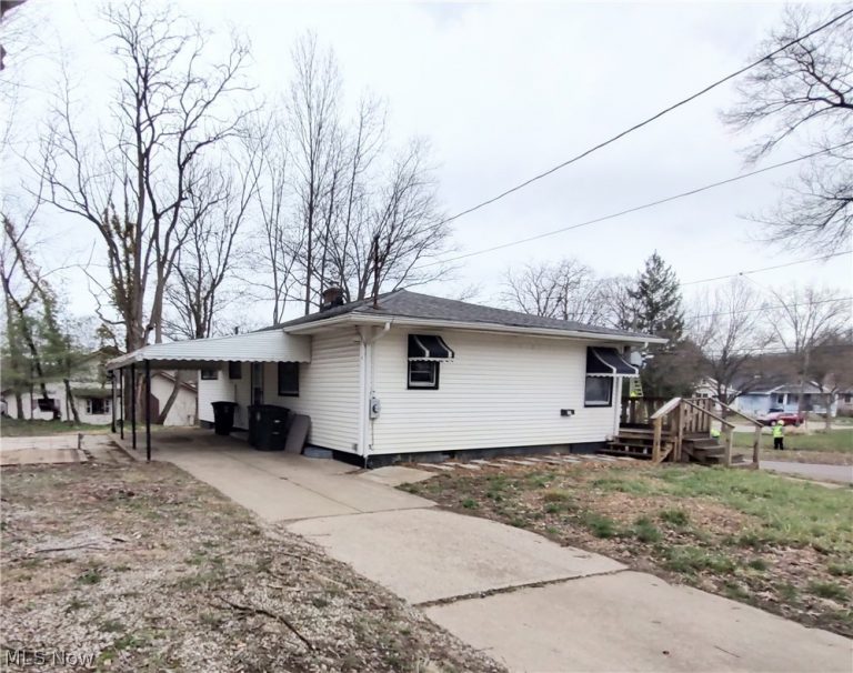 600 Eastland Avenue, Akron, OH, 44305