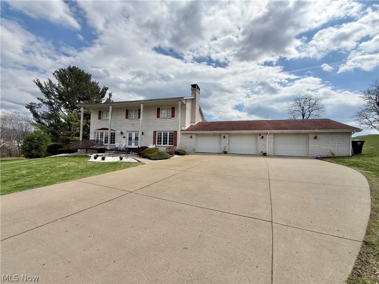 504 Greenbrier Court, Steubenville, OH, 43953