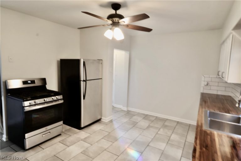 3346 59th Place, Cleveland, OH - Photo 5