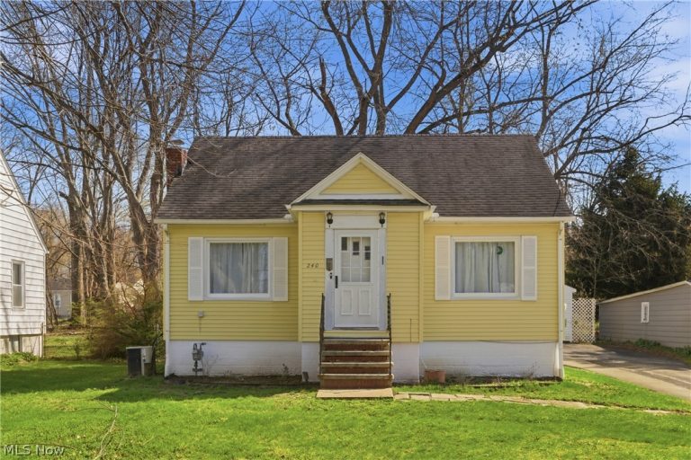 240 45th Street, Lorain, OH, 44052