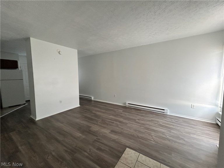 201 Burton Drive #2, Cadiz, OH - Photo 4