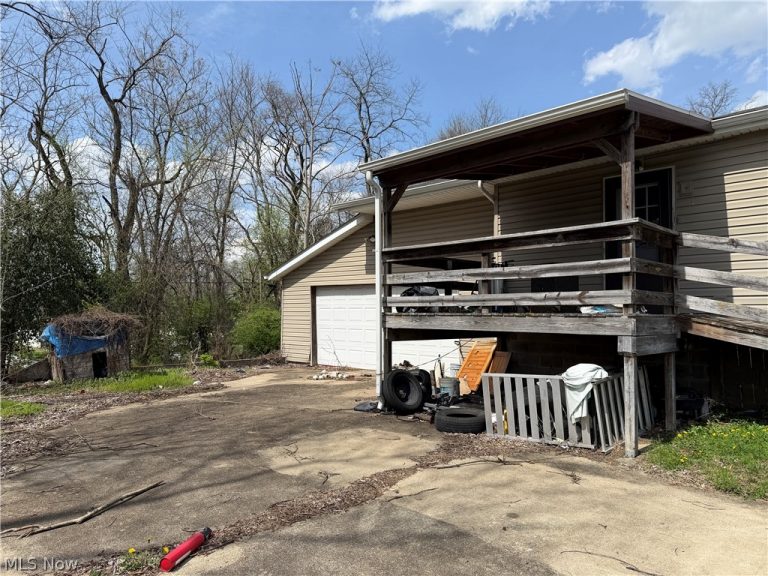 551 Carey Street, Zanesville, OH - Photo 5