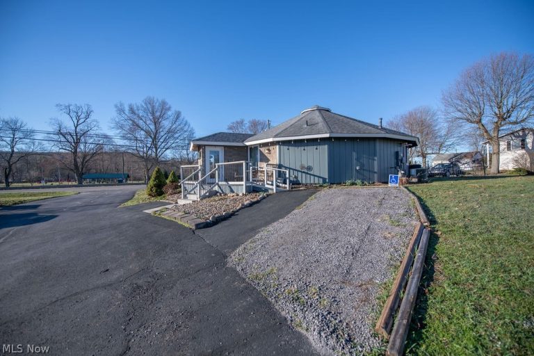 411 Canal Street, Malvern, OH - Photo 2