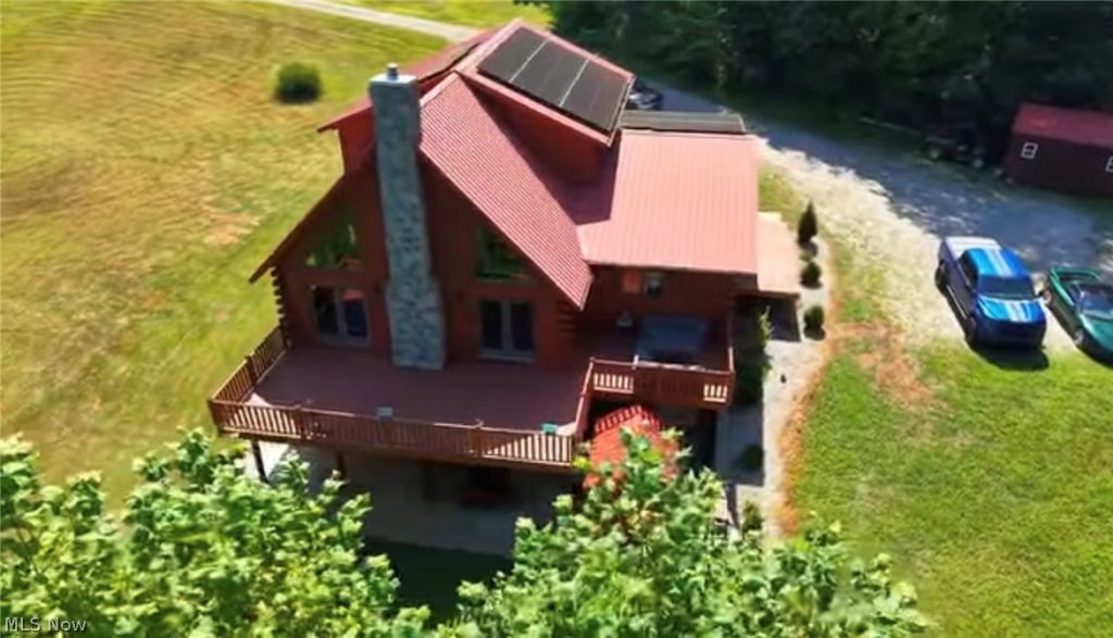 1449 St Rte 124, Coolville, OH