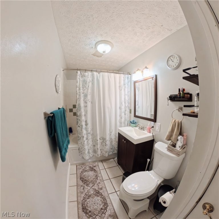 4401 9th Avenue, Vienna, WV - Photo 6