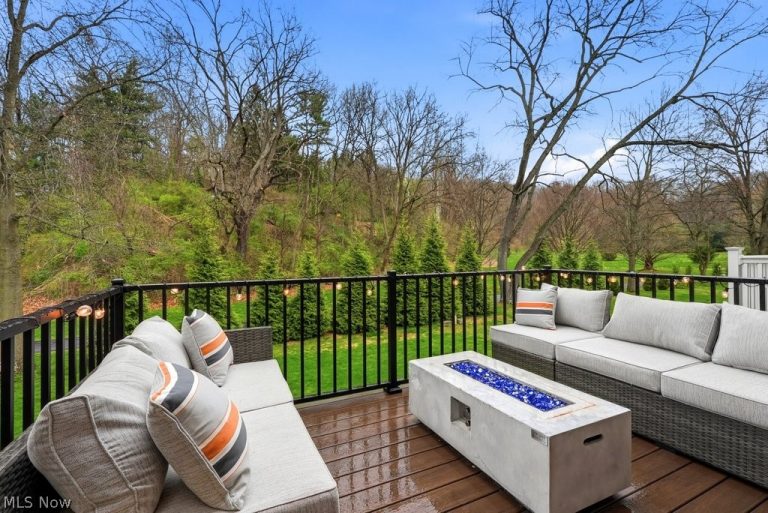 1185 Bean Lane, Cuyahoga Falls, OH - Photo 8