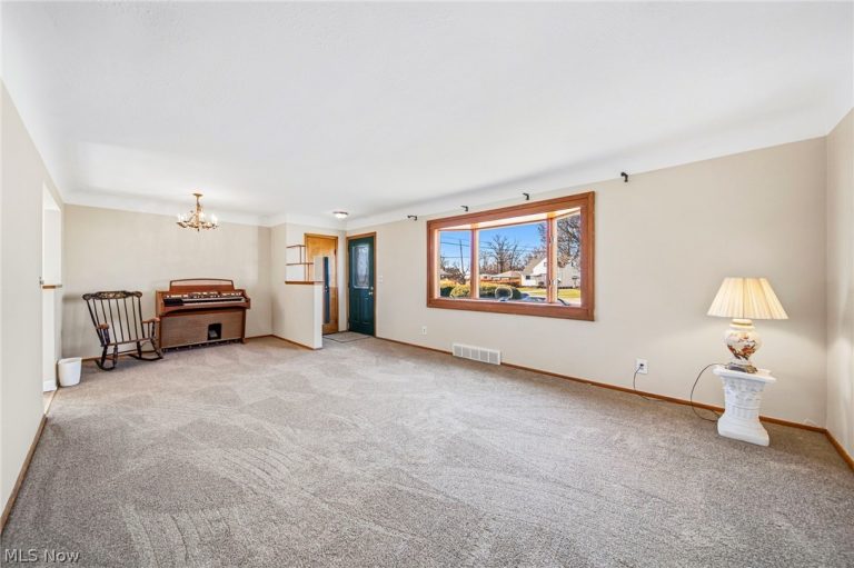 459 Cole, Willowick, OH - Photo 5
