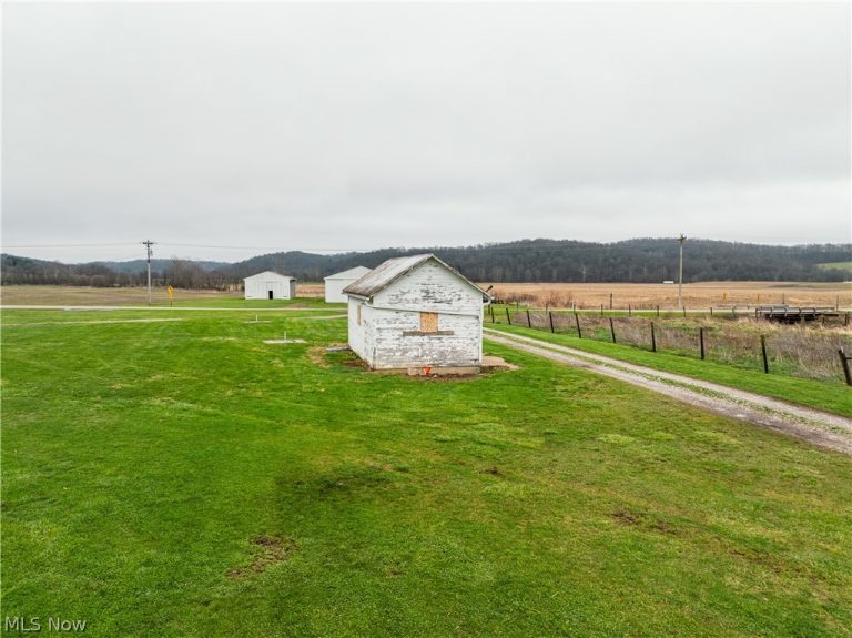 19114 Licking Valley Road, Frazeysburg, OH - Photo 8
