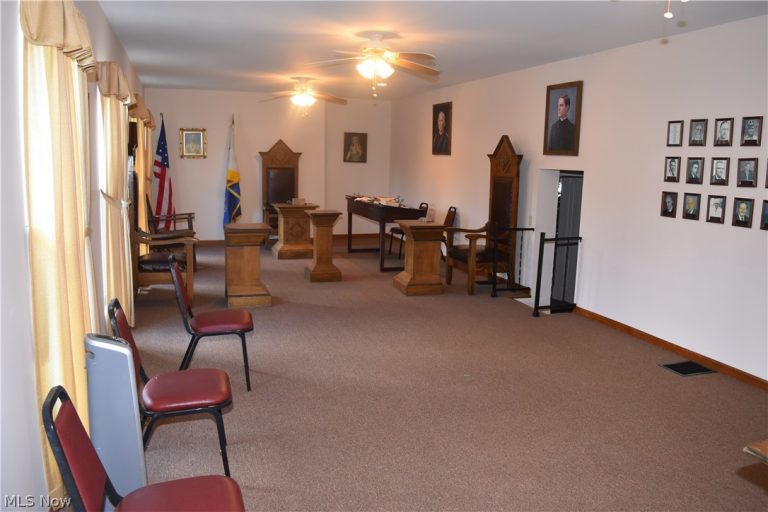 25 4th Street, Martins Ferry, OH - Photo 8