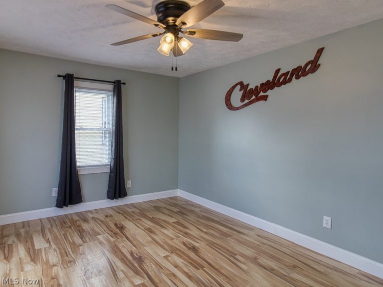 5706 Virginia Avenue, Parma, OH - Photo 3