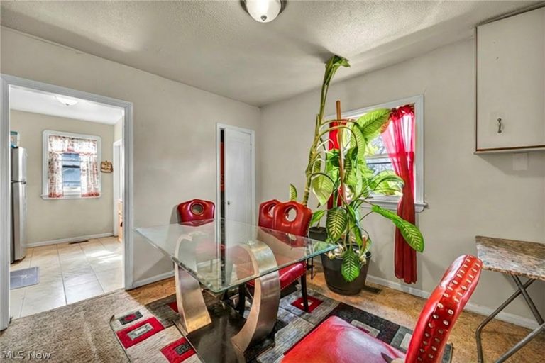 12827 Kirton, Cleveland, OH - Photo 6