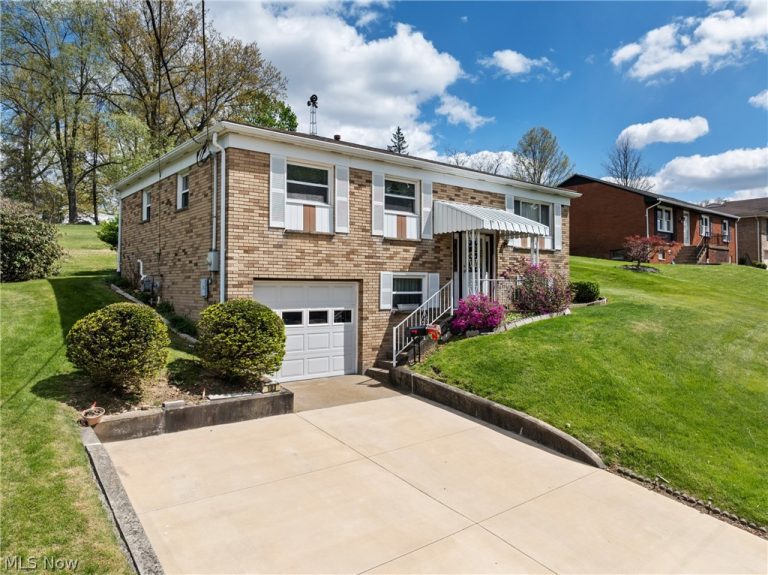 103 Orchard Drive, St Clairsville, OH - Photo 3