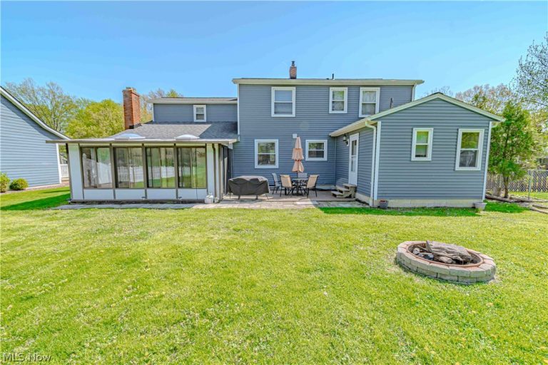 4154 Shelley Drive, North Olmsted, OH - Photo 6