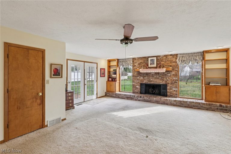 2959 Stanley Road, Fairlawn, OH - Photo 6