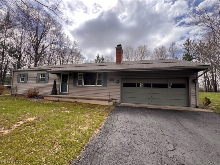 49231 England Drive, East Palestine, OH - Photo 4