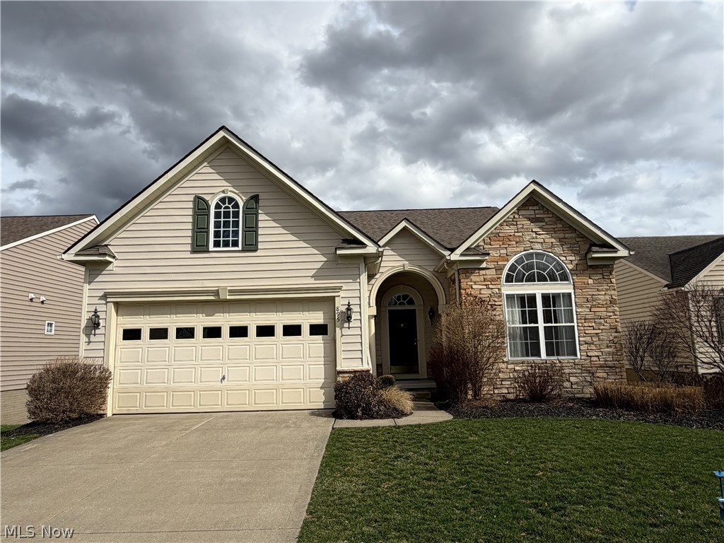 895 Highridge Lane, Kent, OH