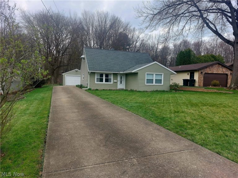 2215 Clyde Street, Poland, OH - Photo 3