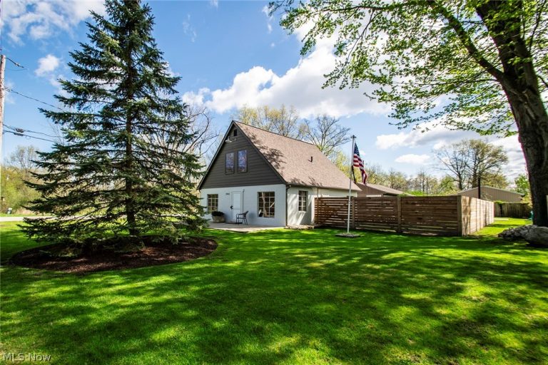 3901 Dale Avenue, Lorain, OH - Photo 2