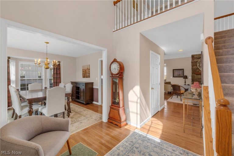 5535 Indian Wells Drive, Medina, OH - Photo 2