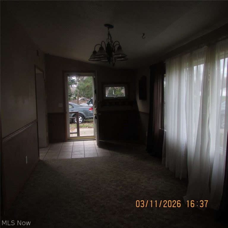 3098 Fowler Street, Cortland, OH - Photo 4