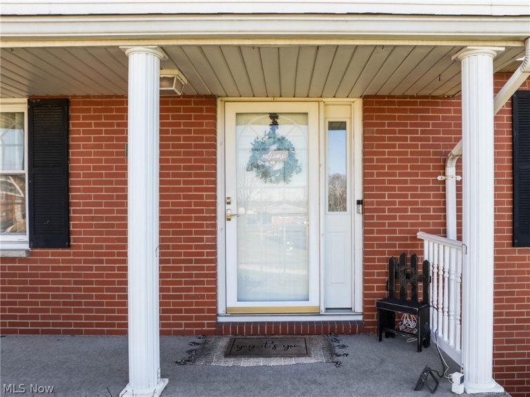 195 WALKER MANOR Drive, Colliers, WV - Photo 3