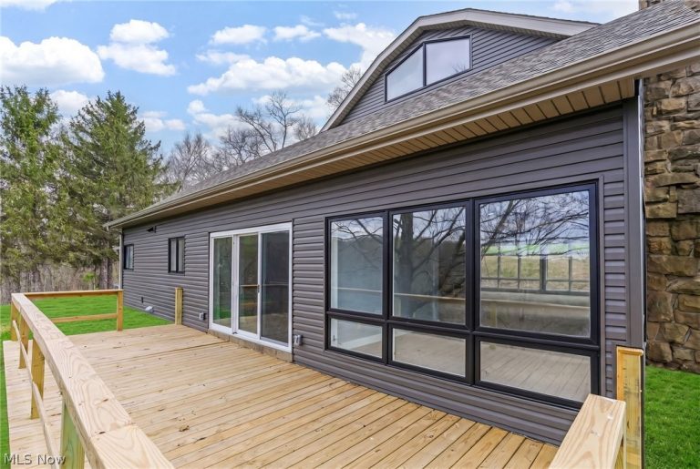 3388 Meadow Road, Cambridge, OH - Photo 6