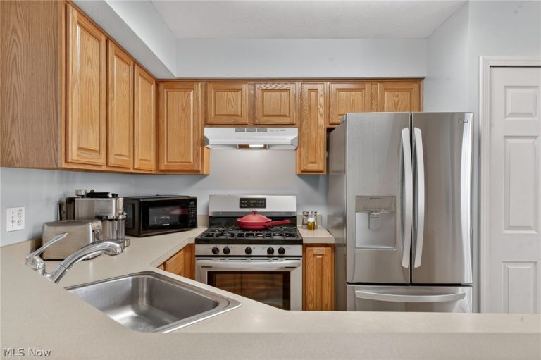 6721 Woodruff Court, Cleveland, OH - Photo 3